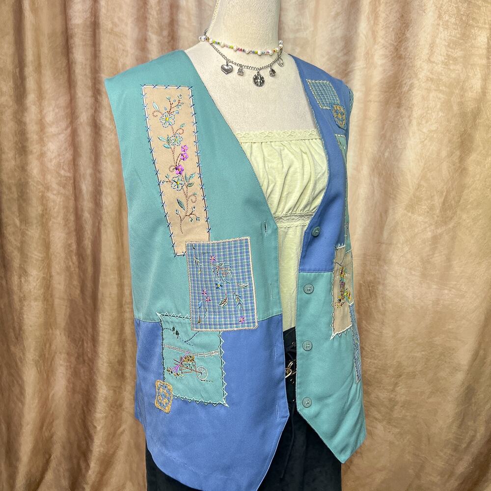 Vintage Embroidered Vest 90s Patchwork Floral Garden Harvest Multicolor Cottage